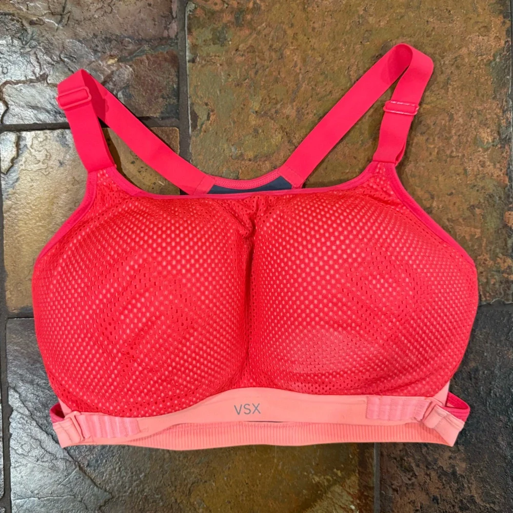 Victorias Secret (VSX) Sports Bra - Picture 1 of 4